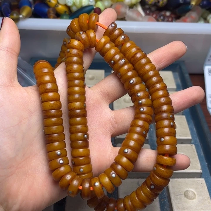 琉璃颈饰3069 牛骨一条