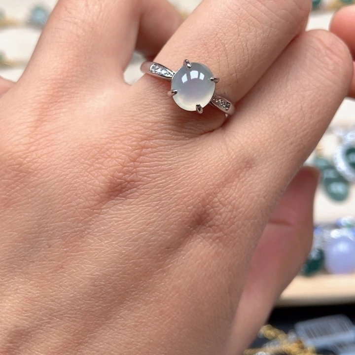 翡翠未镶嵌戒指戒指