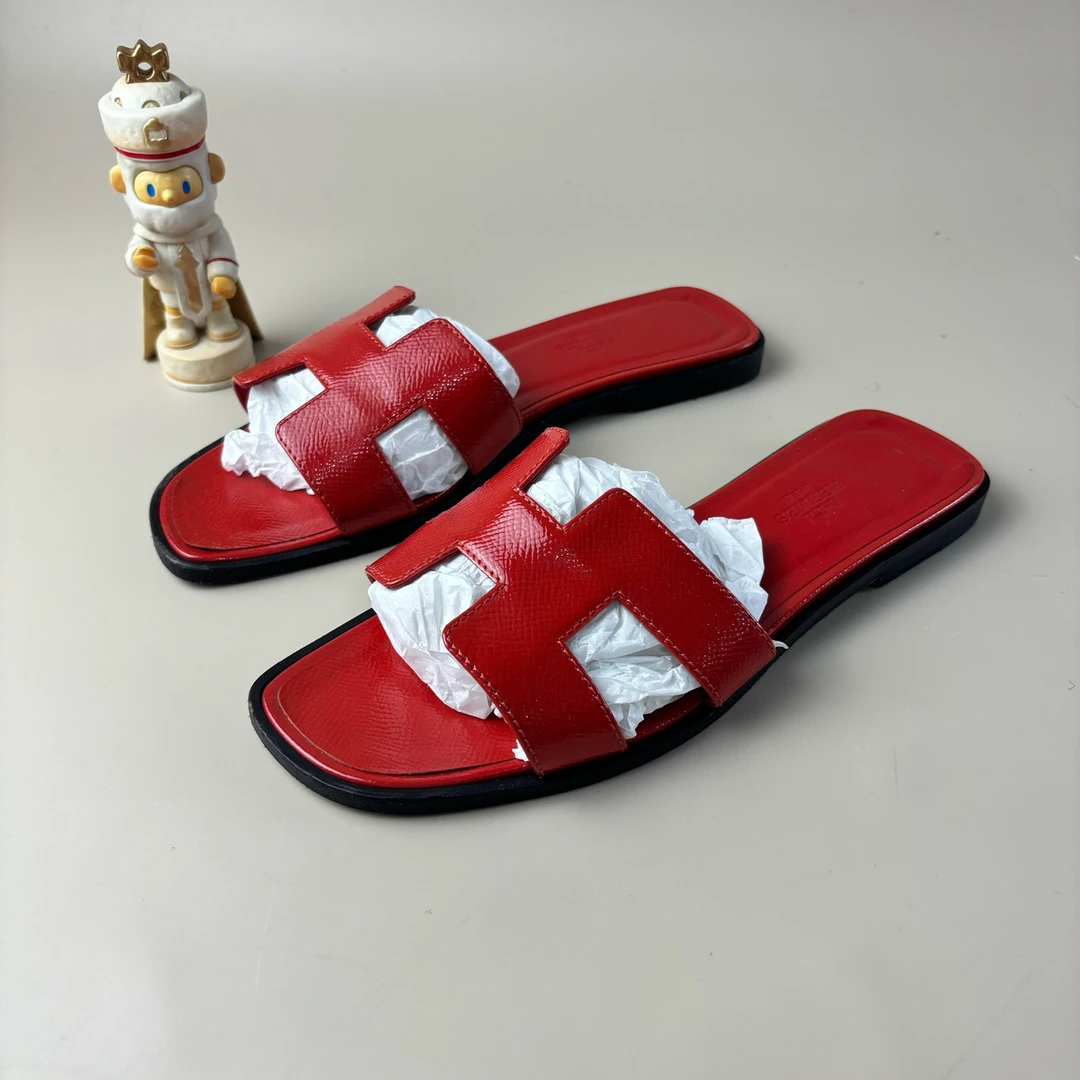 95新 Hermes/爱马仕 红色荔枝纹漆皮H拖鞋 37码 YLP2916