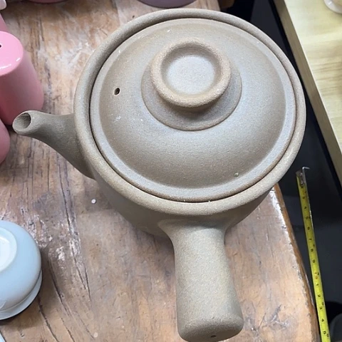 微瑕，明火，口径16高度12，1.5L变形