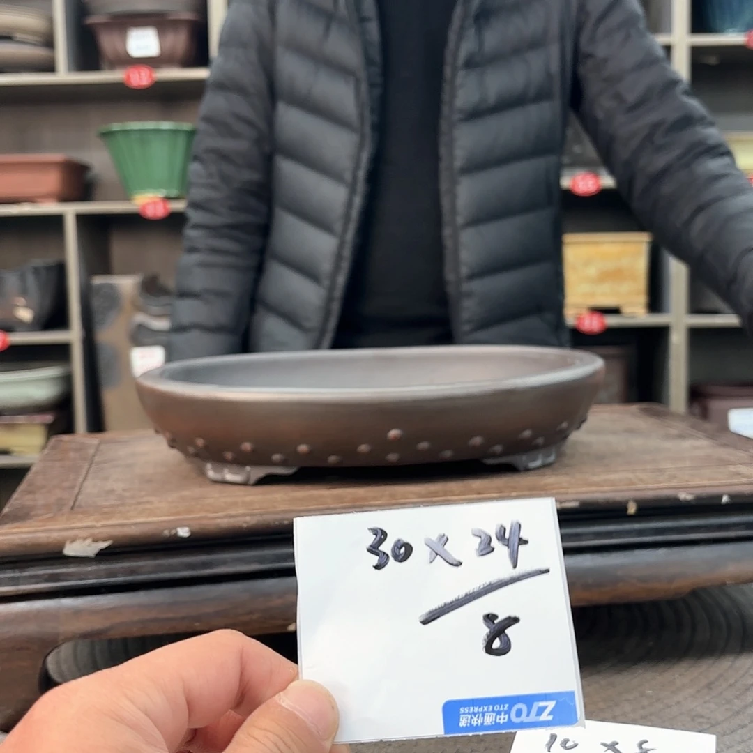 紫砂花盆紫砂的颜色很好看