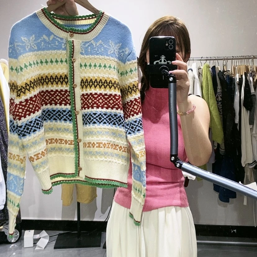 【闪购商品】提花毛衣