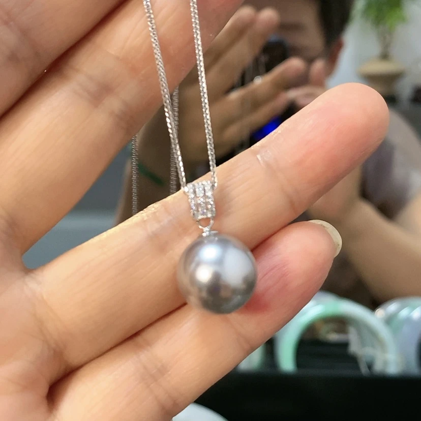 【闪购商品】银S925镶嵌拼合珍珠（马贝珠）颈饰灰