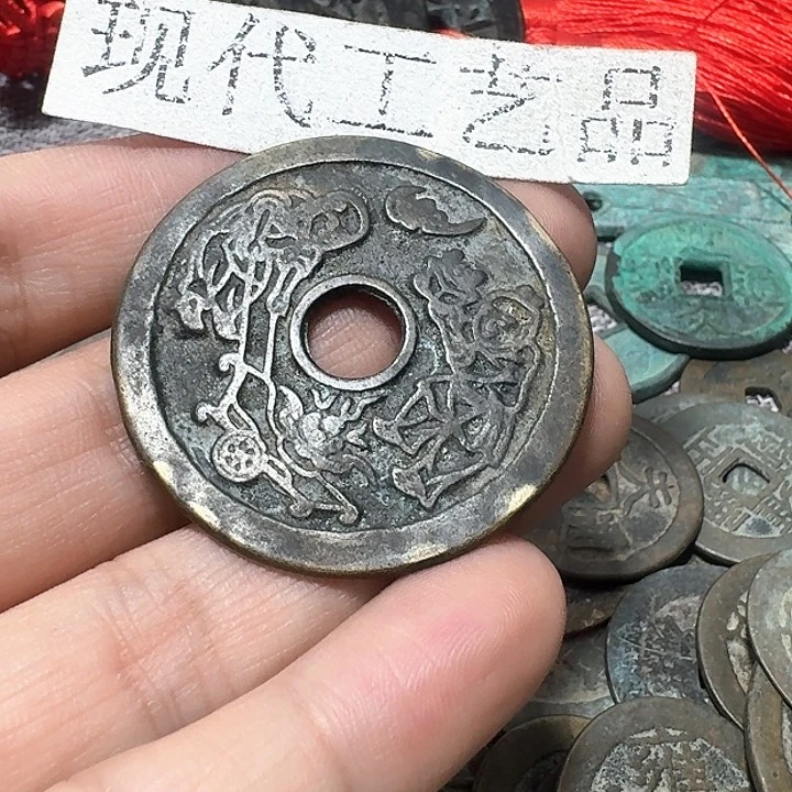 铜L*L现代工艺品花钱