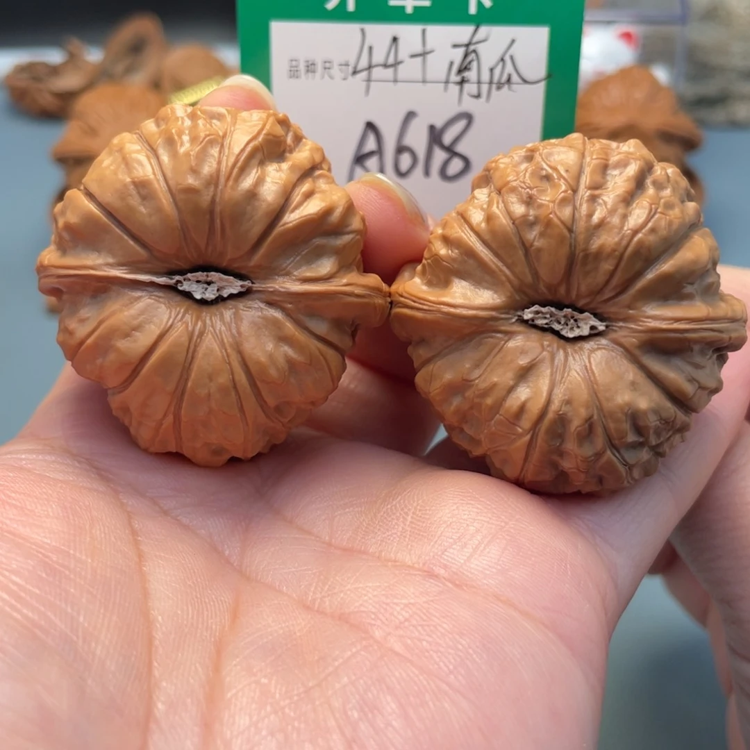 吊坠桃核文玩核桃