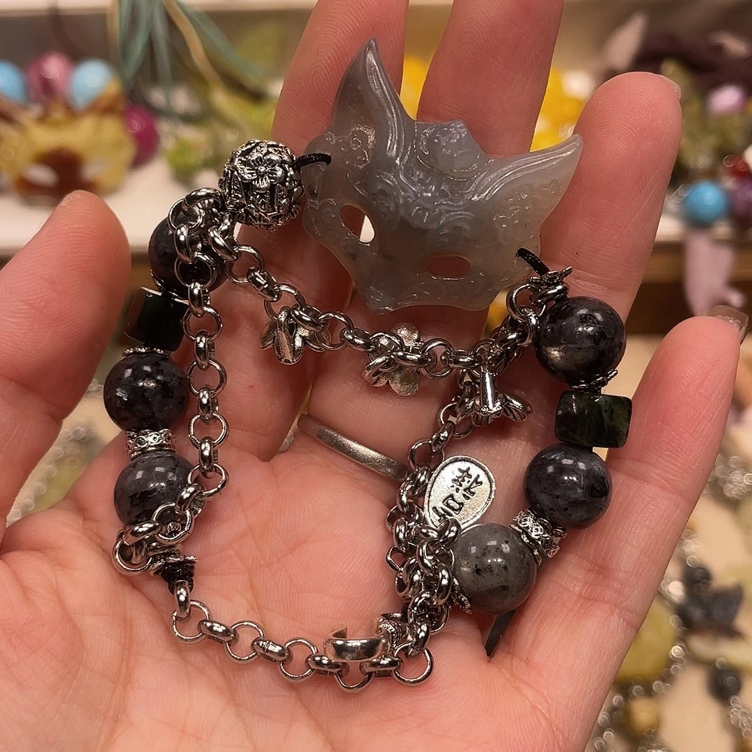 蛇纹石玉合金颈饰