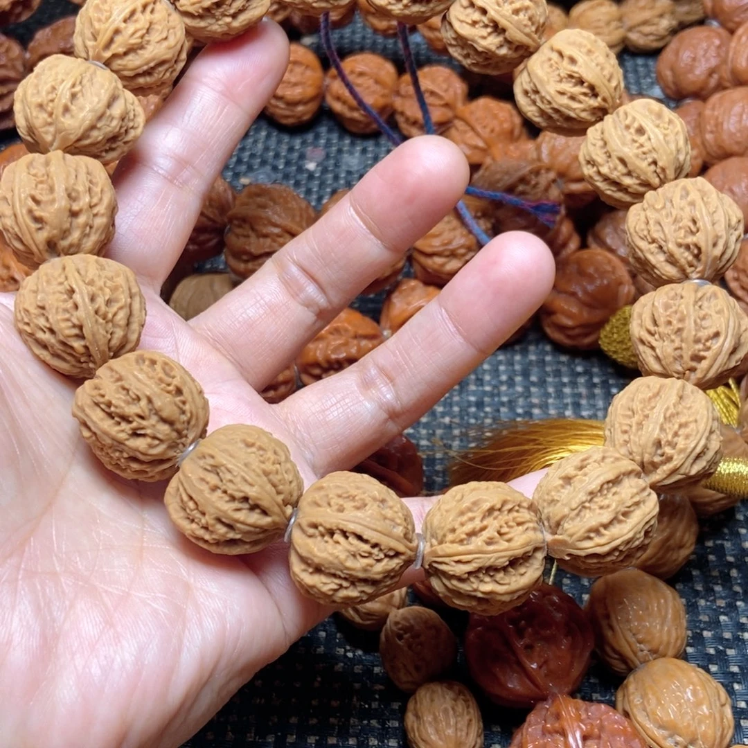 吊坠桃核白茬京八棱手持