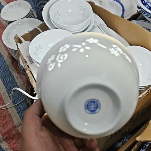 瓷玲珑白色6寸面碗6个微瑕疵