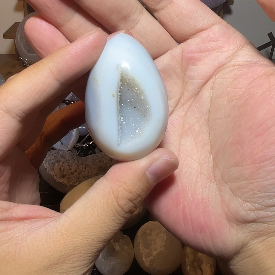 未镶嵌水晶大型摆件（非配饰）