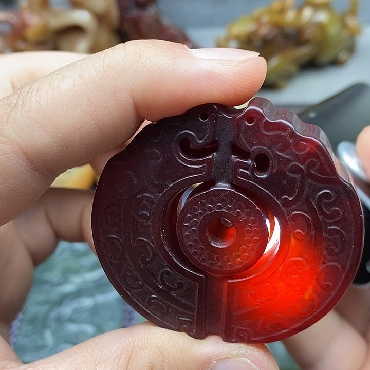 未镶嵌蛇纹石玉颈饰