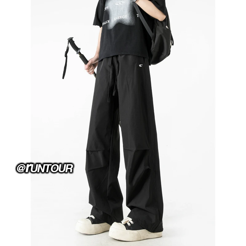 冲锋工装裤男士潮牌夏季2025新款防风宽松直筒运动休闲大码长裤子