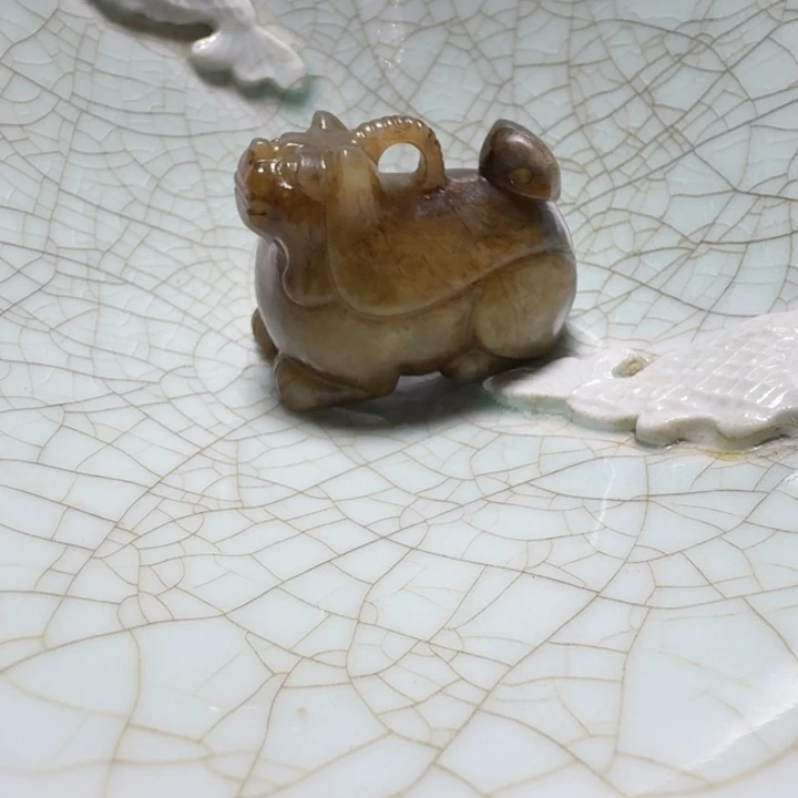 姚***立瓷片双鱼青瓷开片大碗