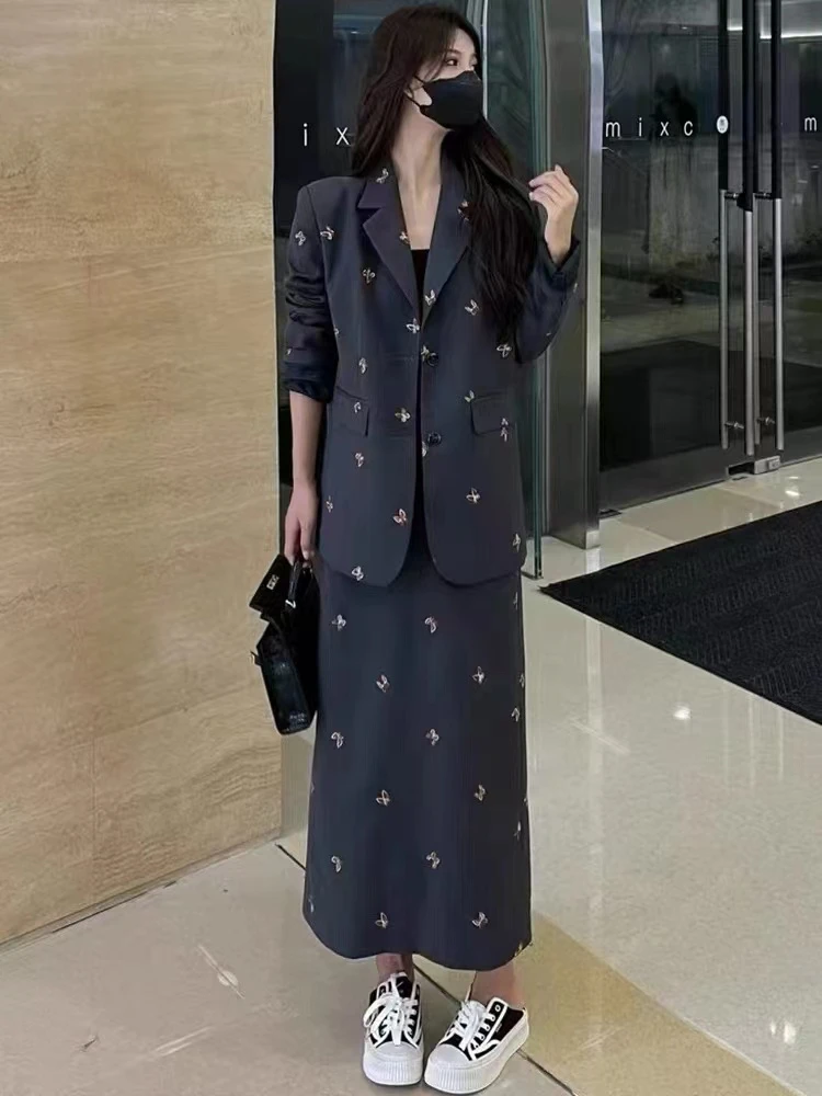 2025春秋新款气质西装高级感西装外套+显瘦半身裙时尚两件套女