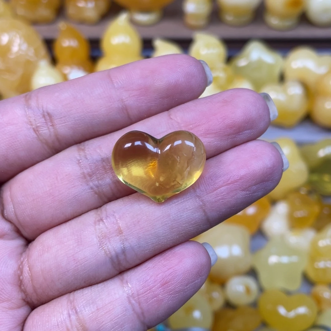 琥珀未镶嵌珠宝奇石