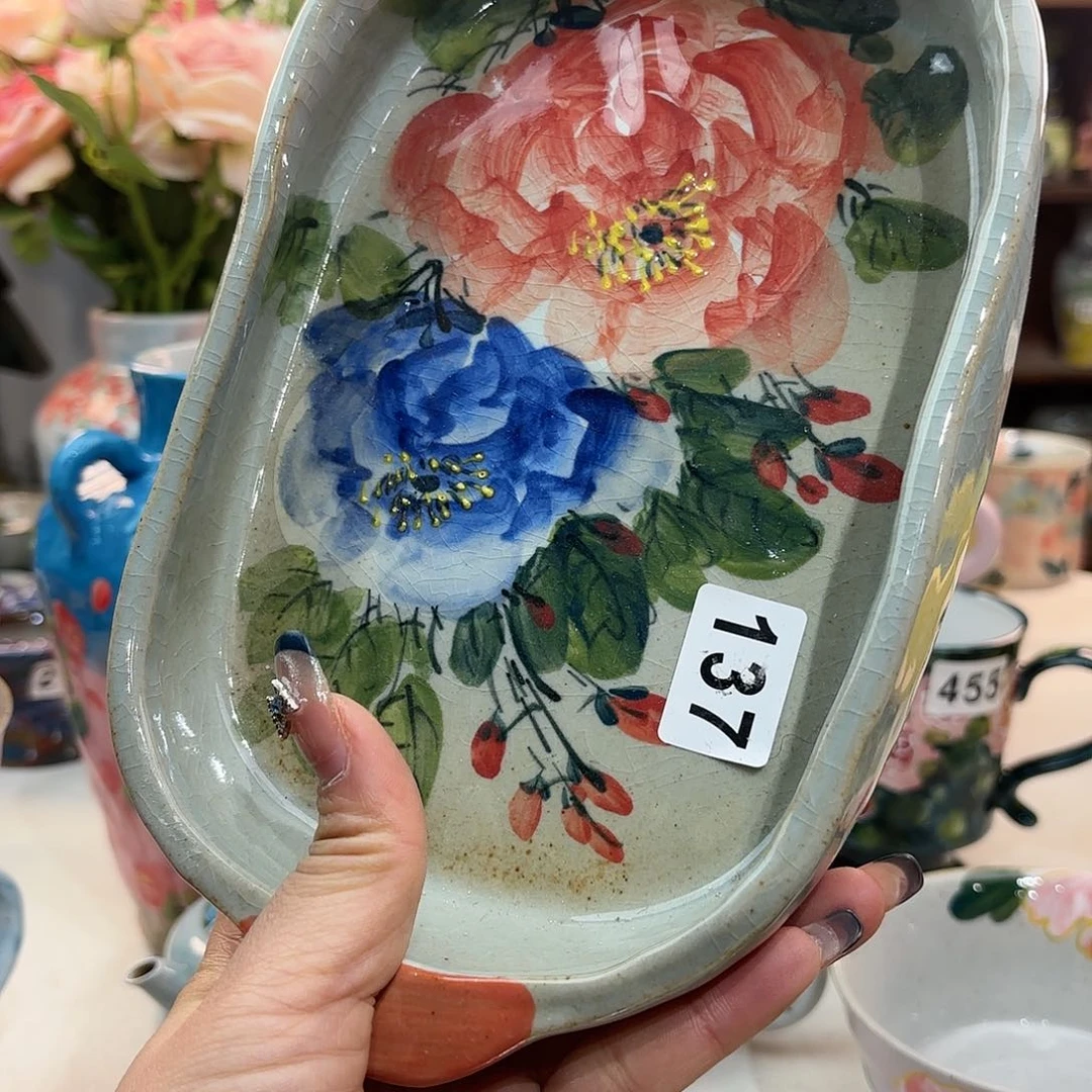 瓷片兔兔你真的好好吃