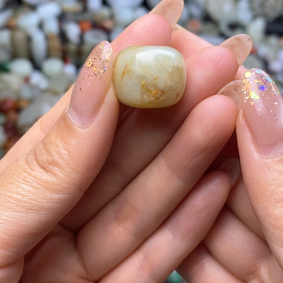 未镶嵌颈饰玛瑙/玉髓