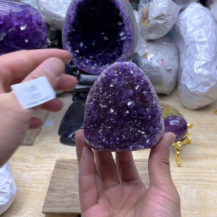 未镶嵌大型摆件（非配饰）水晶