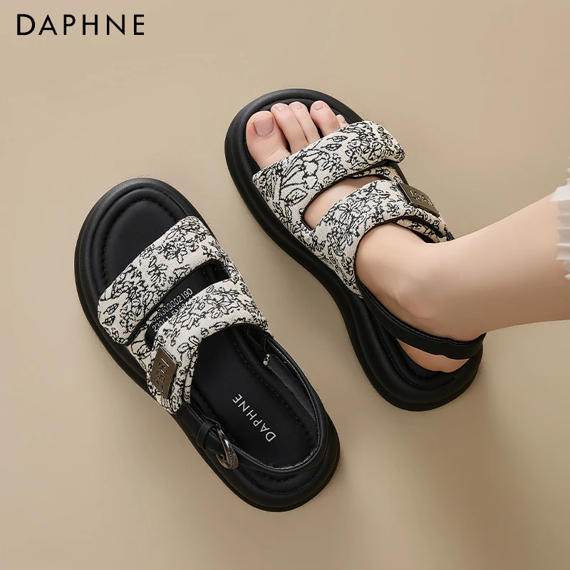 达芙妮爆款2025夏季时尚休闲厚底魔术贴凉鞋上班露趾清凉百搭鞋女