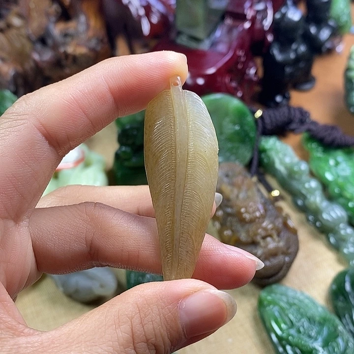 未镶嵌和田玉挂件
