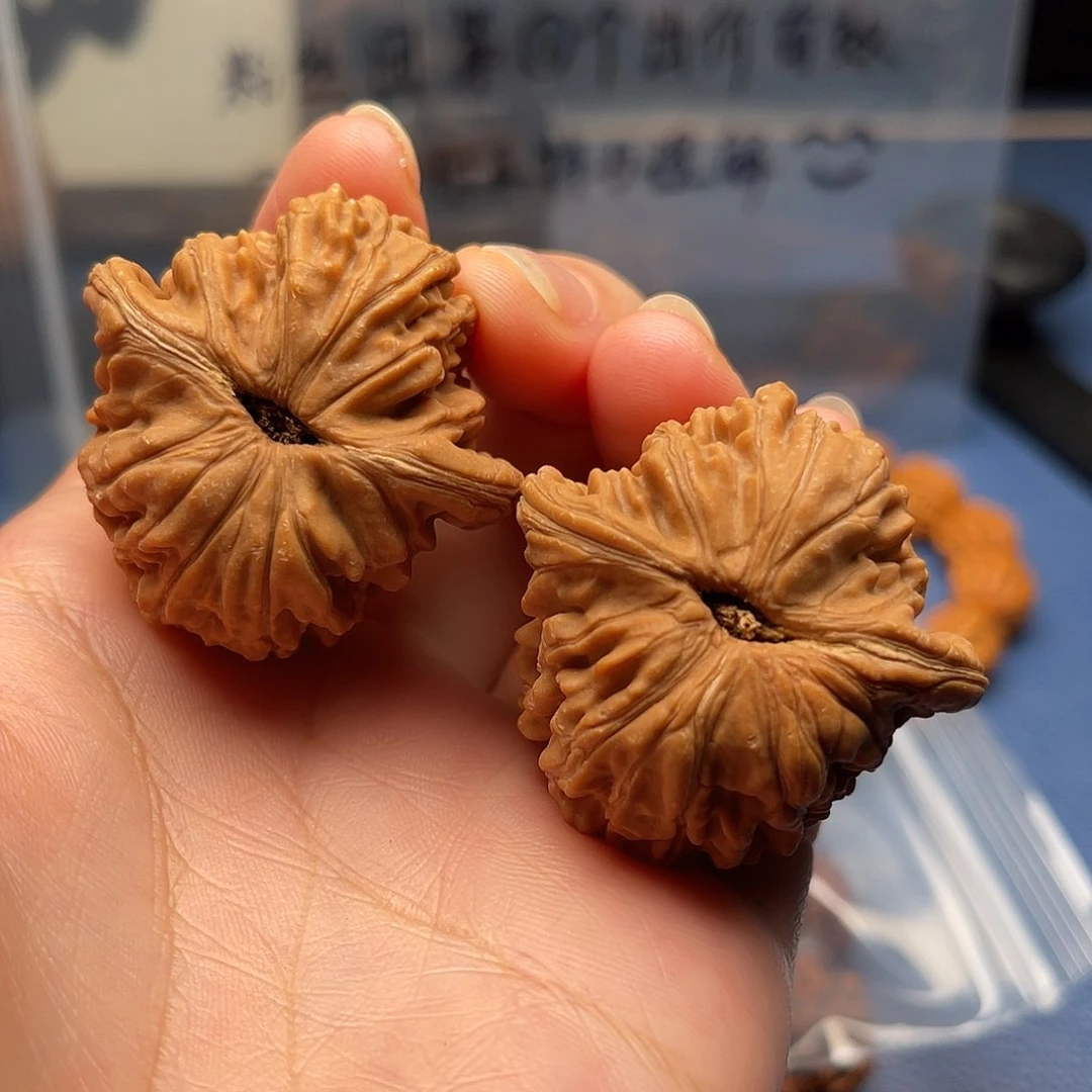 花***花文玩核桃吊坠四座楼