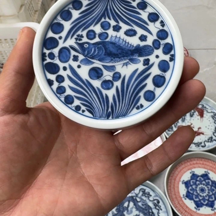 摆件青花鱼藻纹盖置