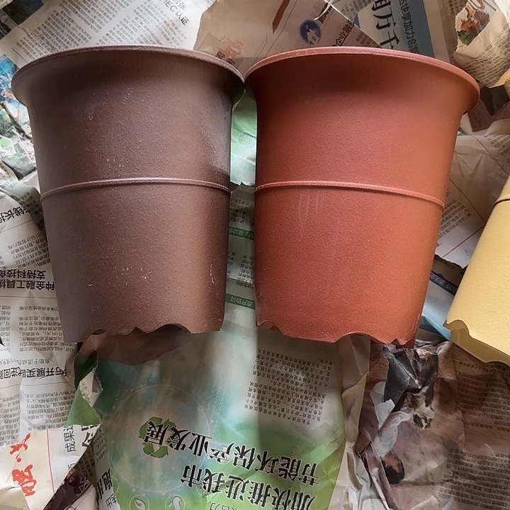 17×18两只手工盆紫红