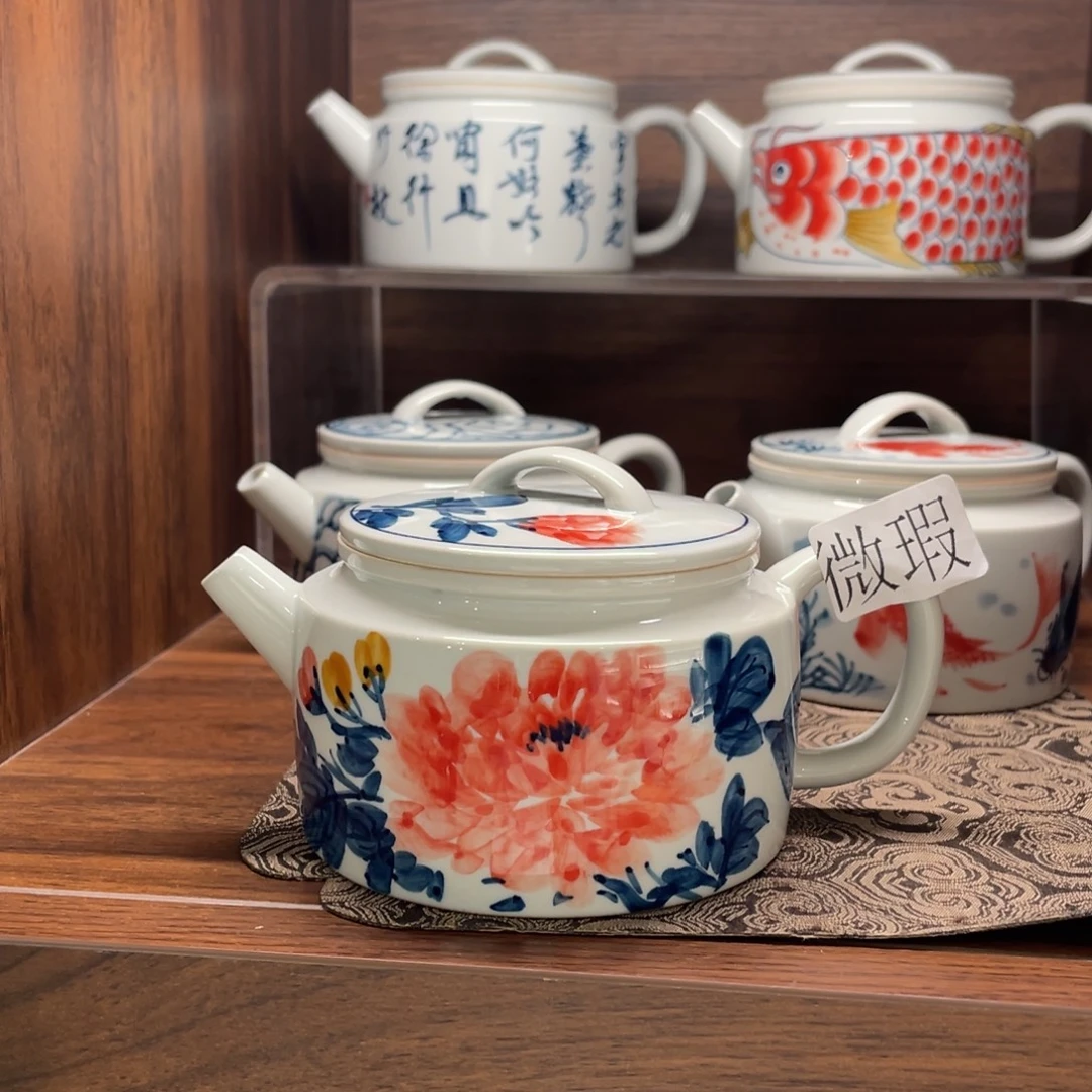 釉下手绘茶具微瑕