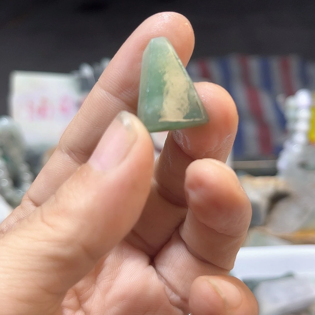 颈饰未镶嵌翡翠翡翠天然翡翠天然翡翠
