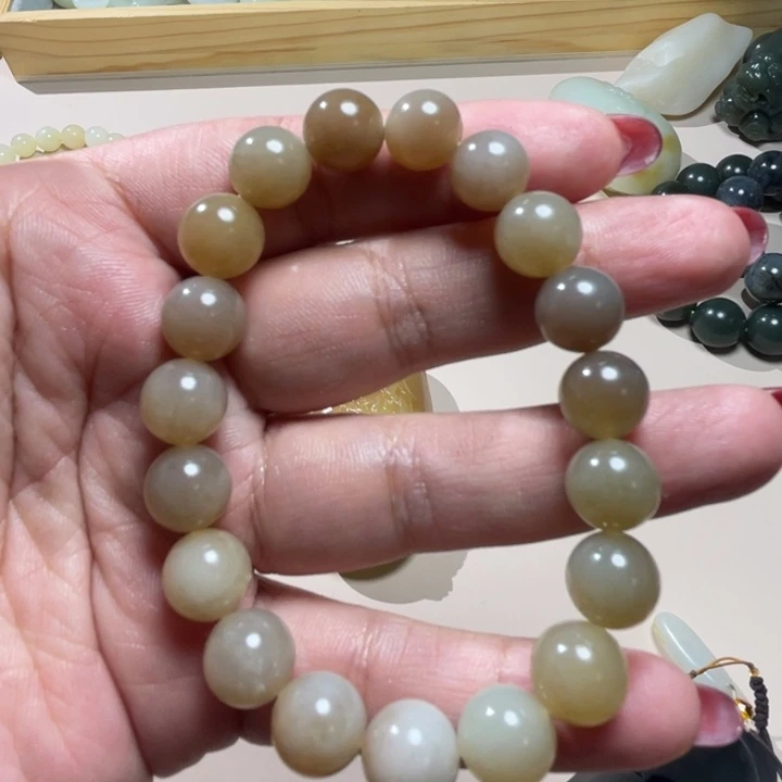 和田玉（糖玉）未镶嵌珠宝半成品