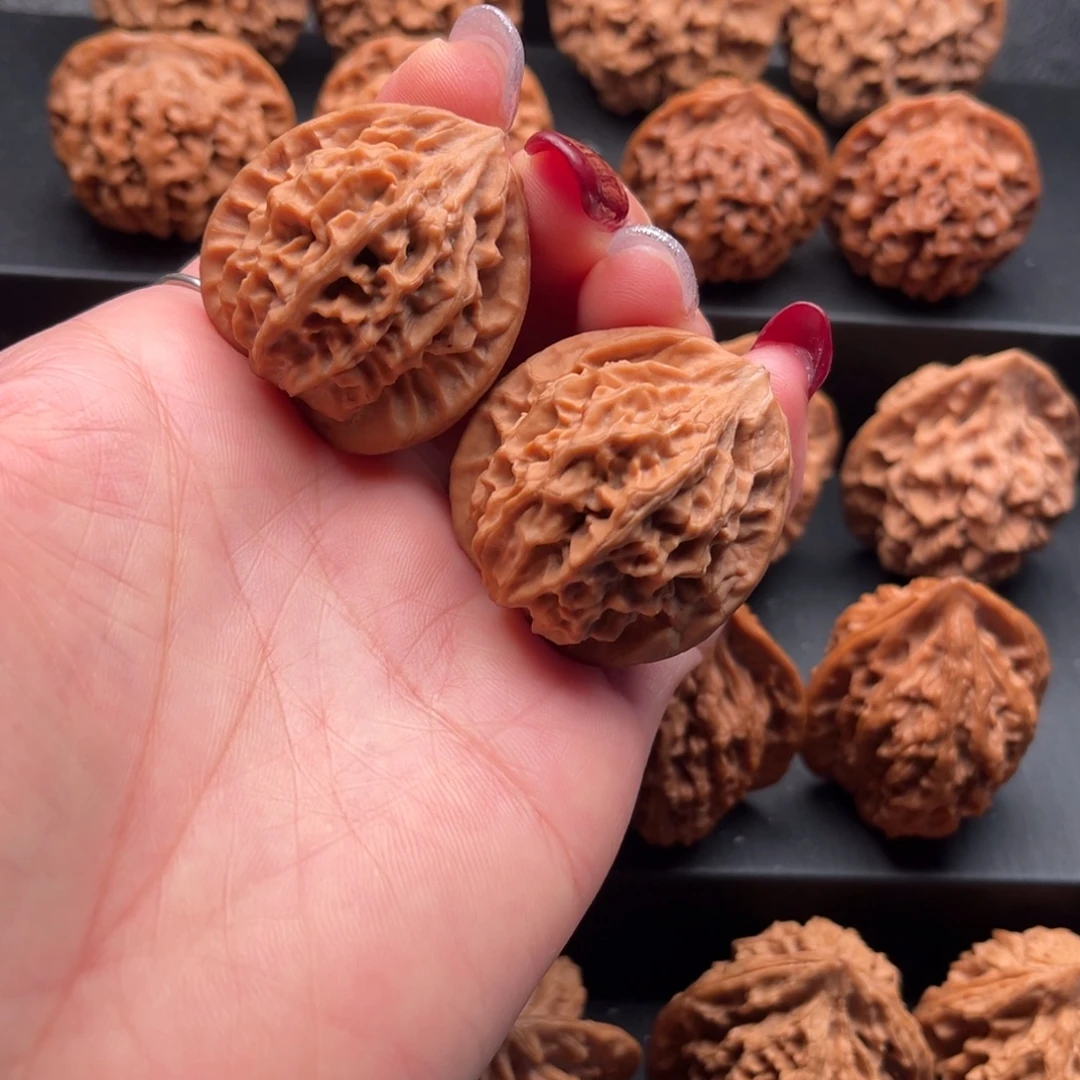 文玩核桃把件金公子