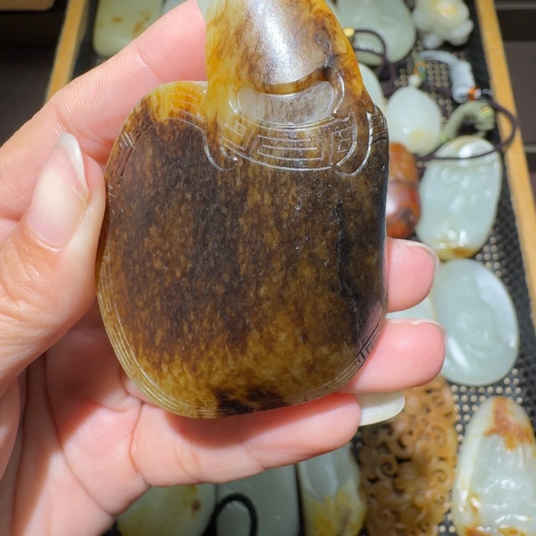 和田玉未镶嵌吊坠(不含链)