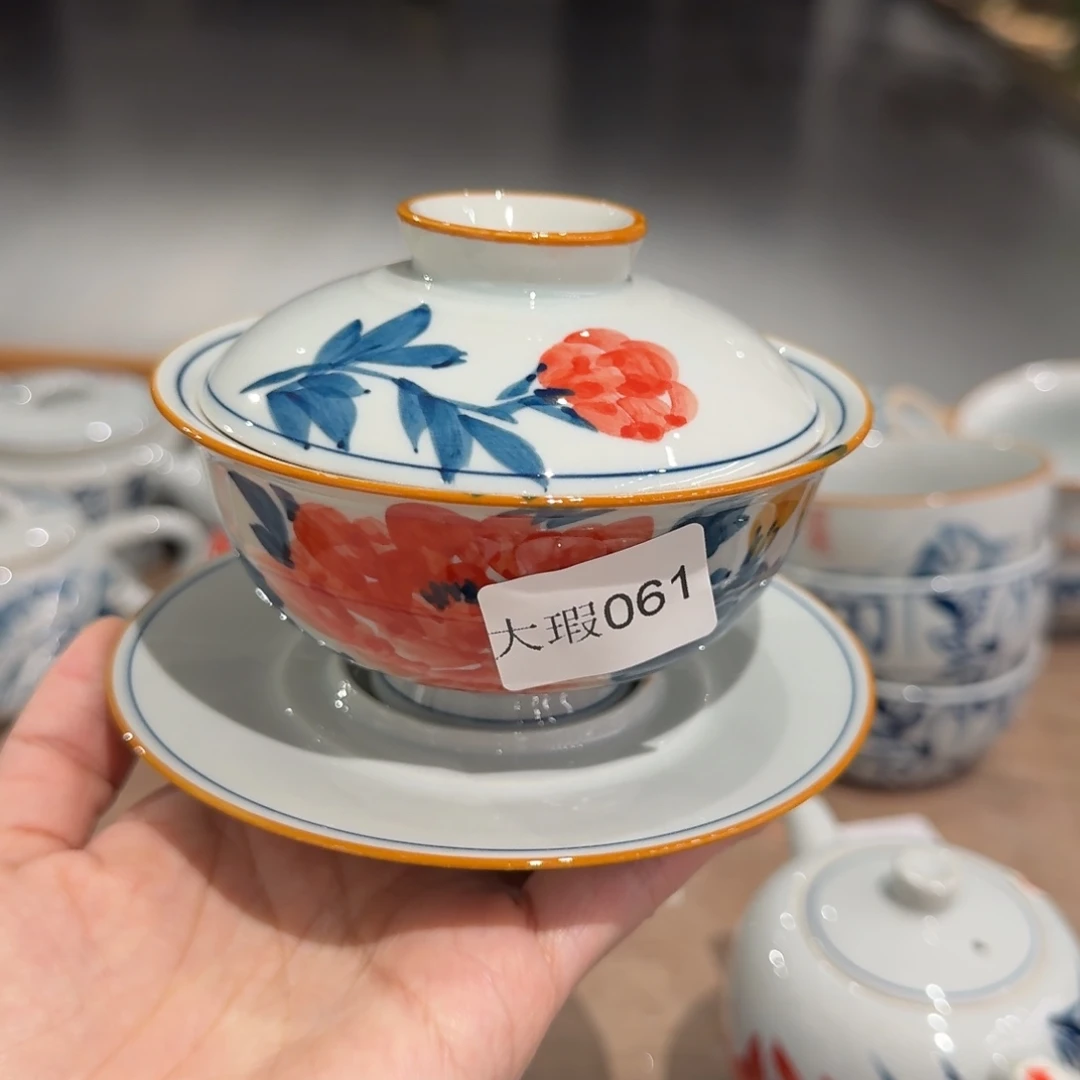 釉下手绘茶具微瑕
