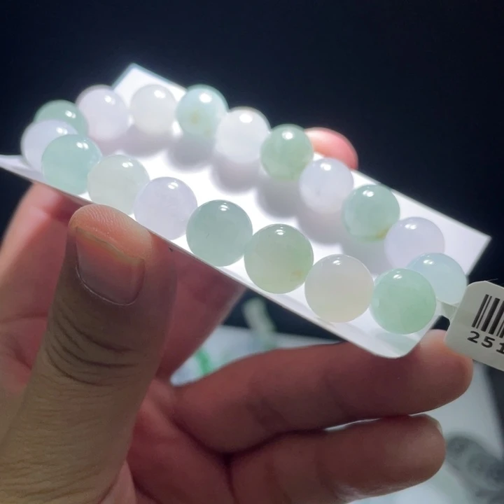 未镶嵌定制翡翠翡翠卡11