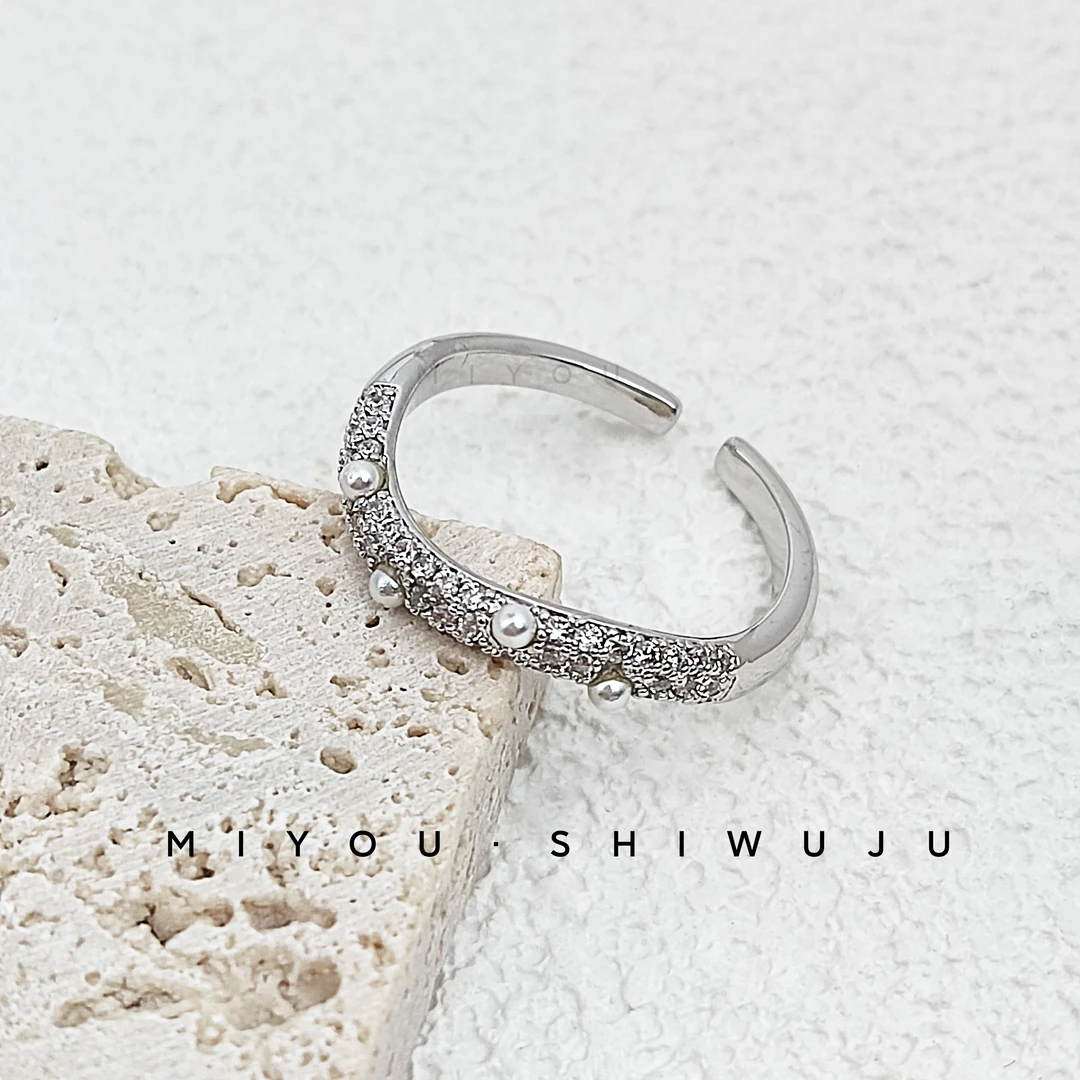 铜合金戒指 铜银色钻感波浪满钻带仿珍珠戒指手工气质轻奢复古