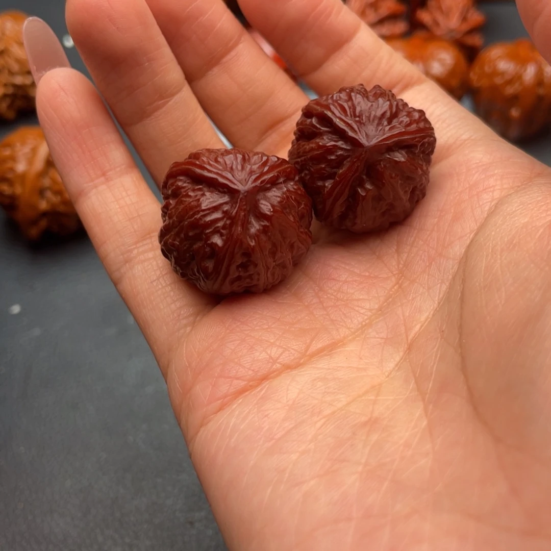 把件文玩核桃三棱