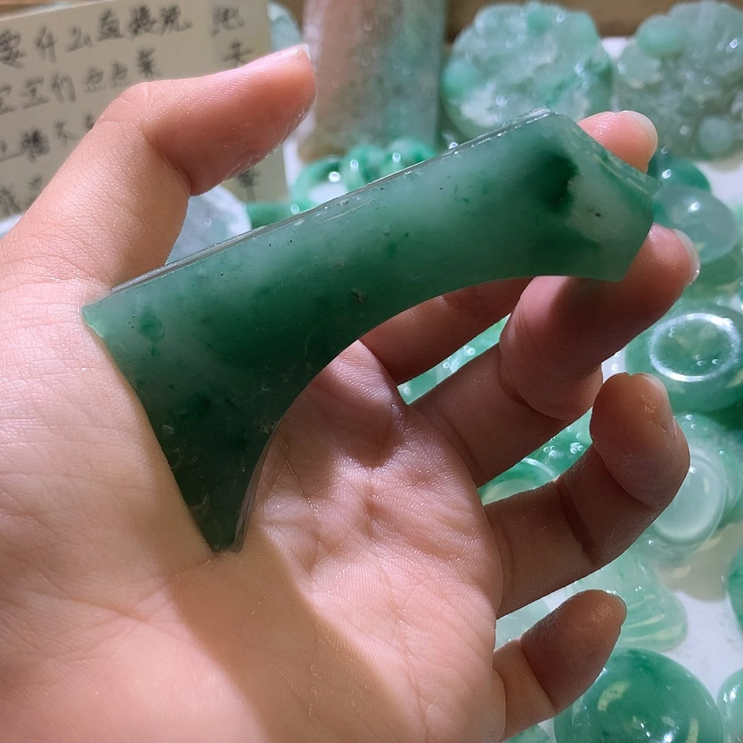 石英质玉未镶嵌珠宝半成品