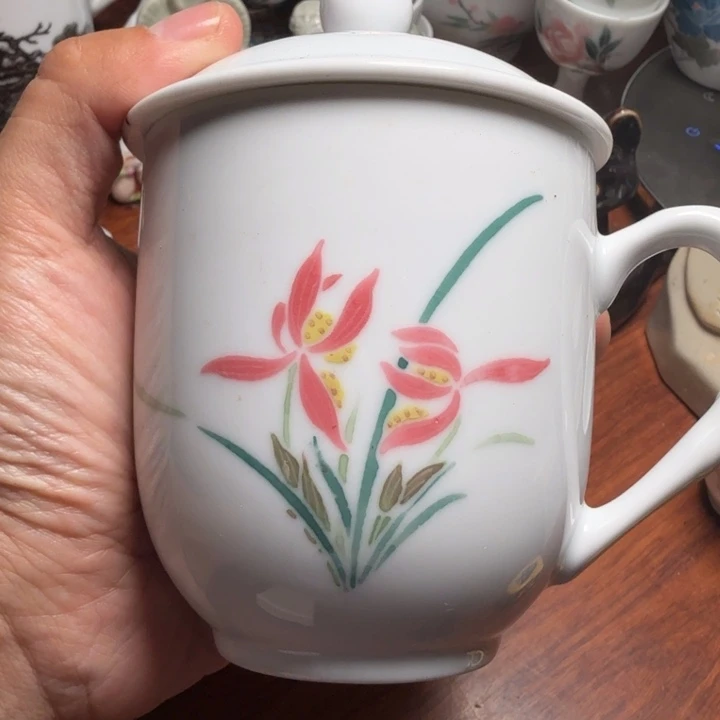 醴陵手绘红兰草茶杯微瑕福利价