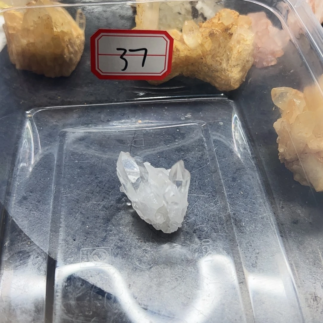 H***M未镶嵌水晶珠宝半成品