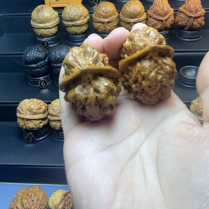 吊坠桃核12345556667