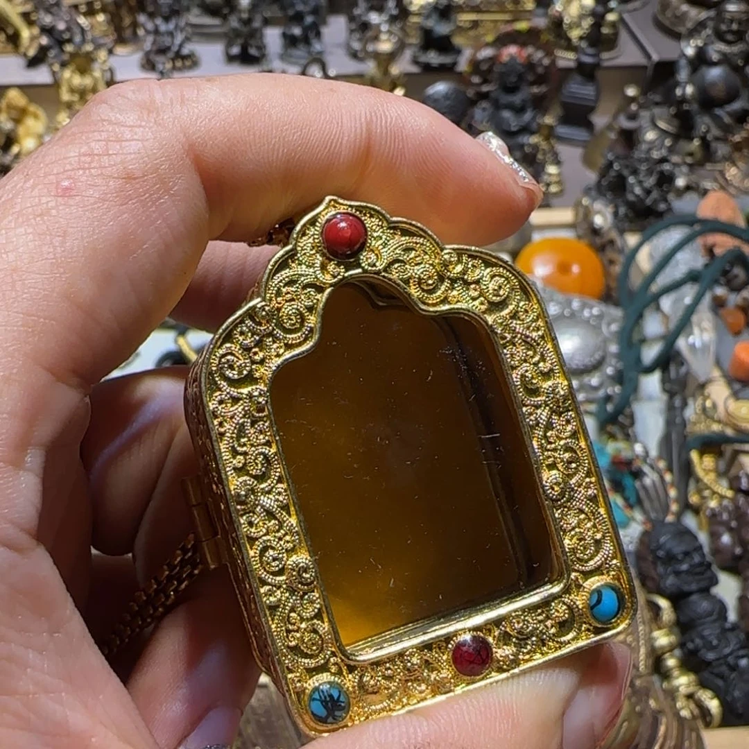 芷*吊坠……吊坠…………