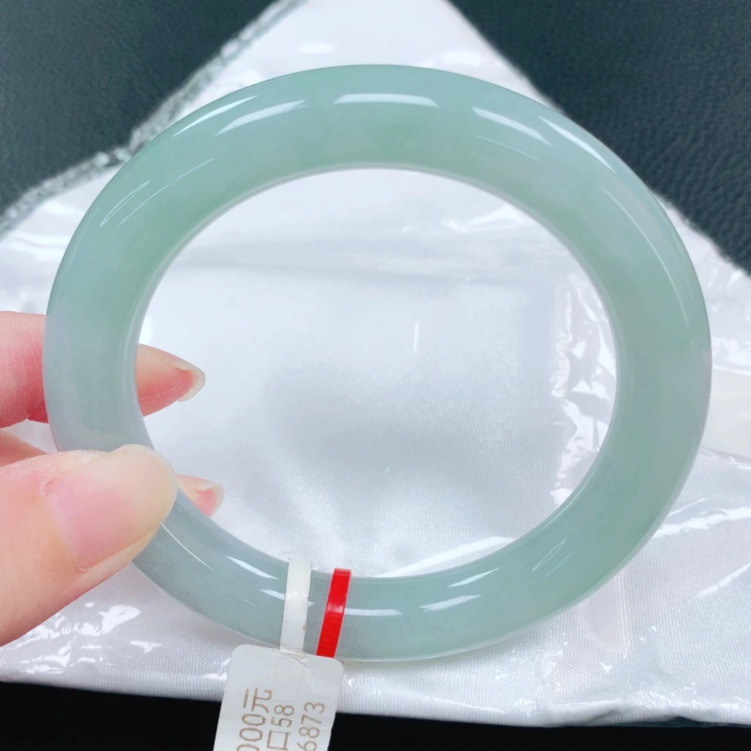 未镶嵌手镯翡翠58圈