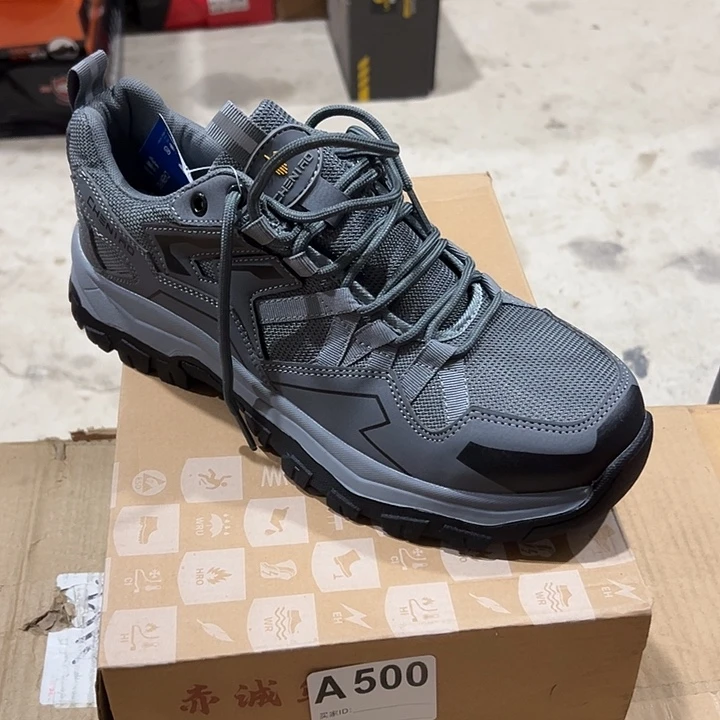 500号。44码防砸防刺劳保鞋。