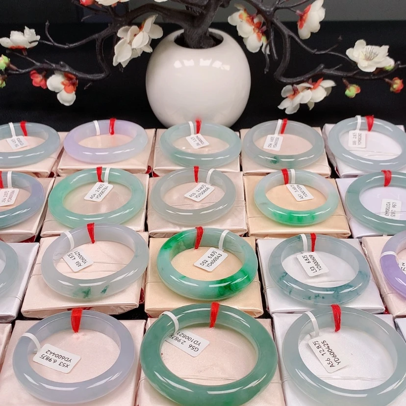 【闪购商品】未镶嵌手镯翡翠手镯