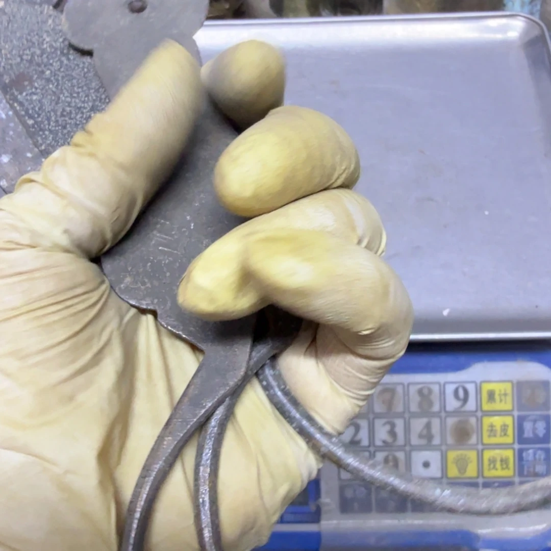 大***头041 铜器8888888888888