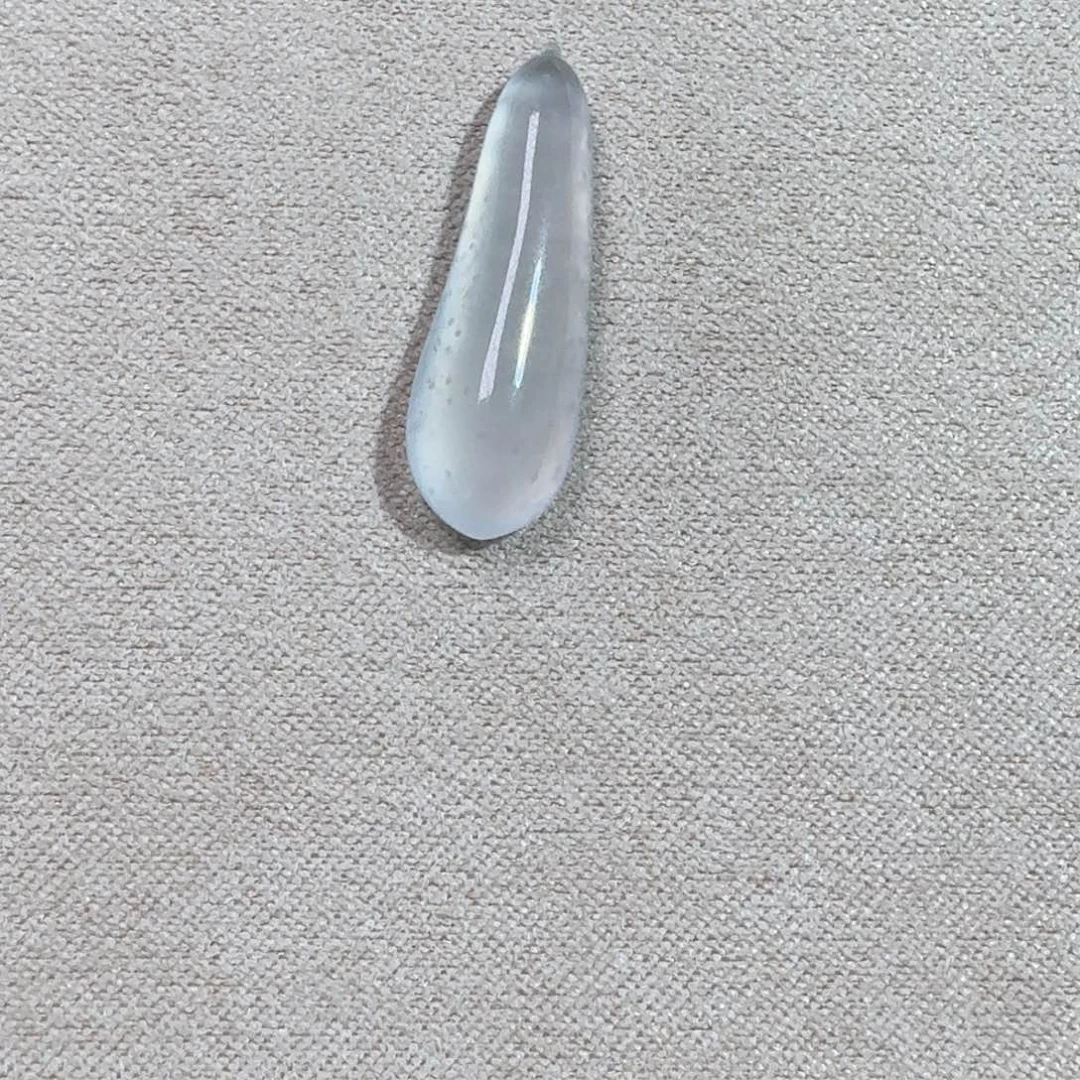 郭***鸭翡翠未镶嵌颈饰天然A货翡翠吊坠