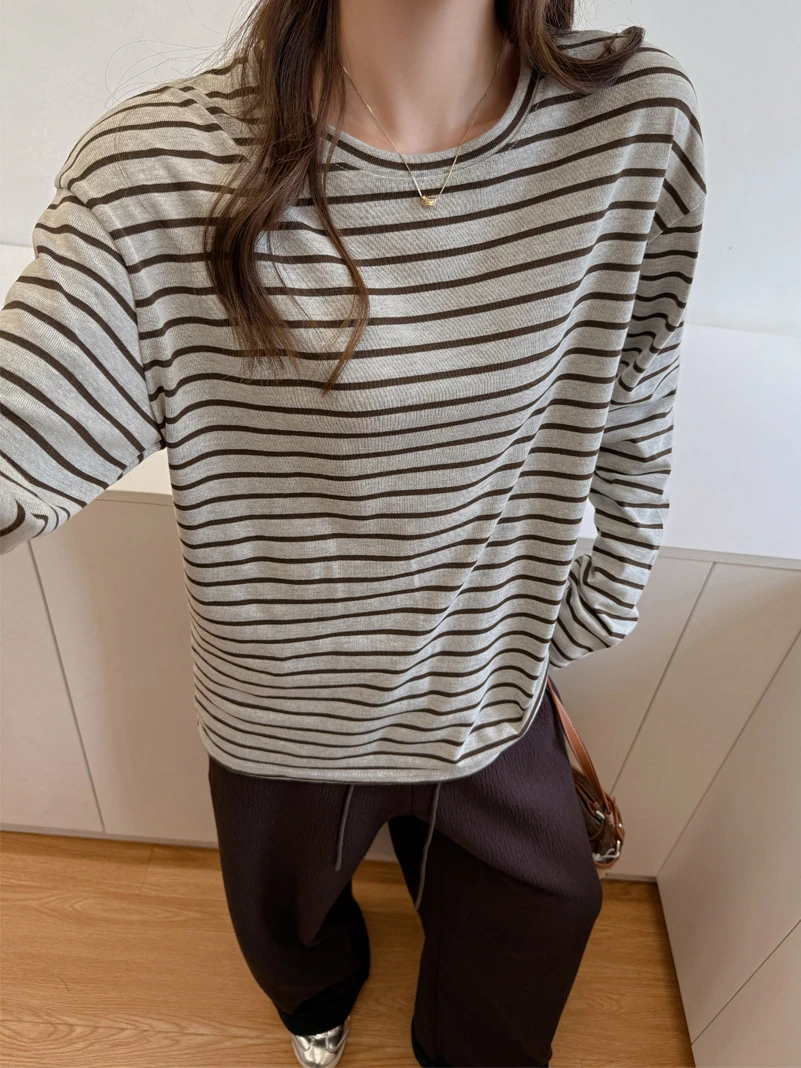 秋冬季新款时髦精打底衫条纹圆领宽松休闲百搭长袖t恤女慵懒风