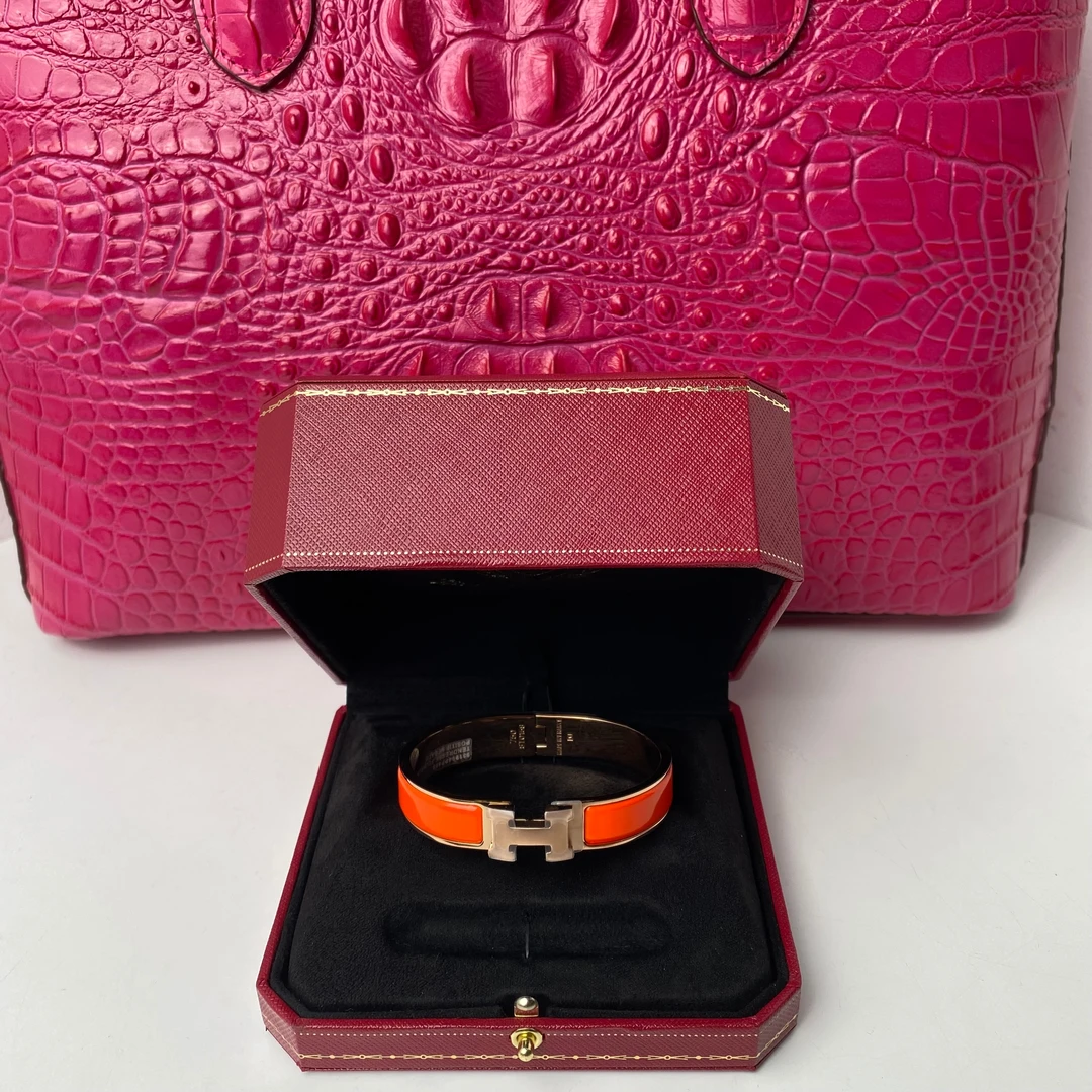 4090 D【LIANBANGH.K】精致高级气质宽版手镯