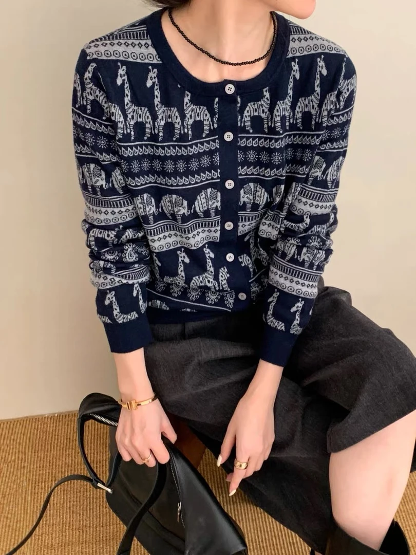 【燕子】（100-200）秋冬新款毛针织衫时尚宽松休闲气质百搭款女装