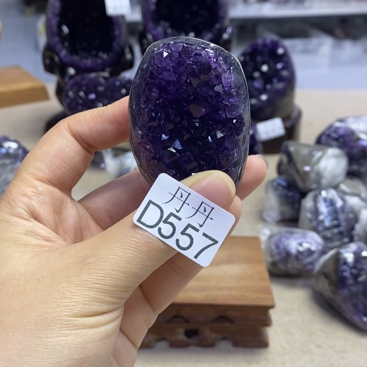 未镶嵌水晶大型摆件（非配饰）