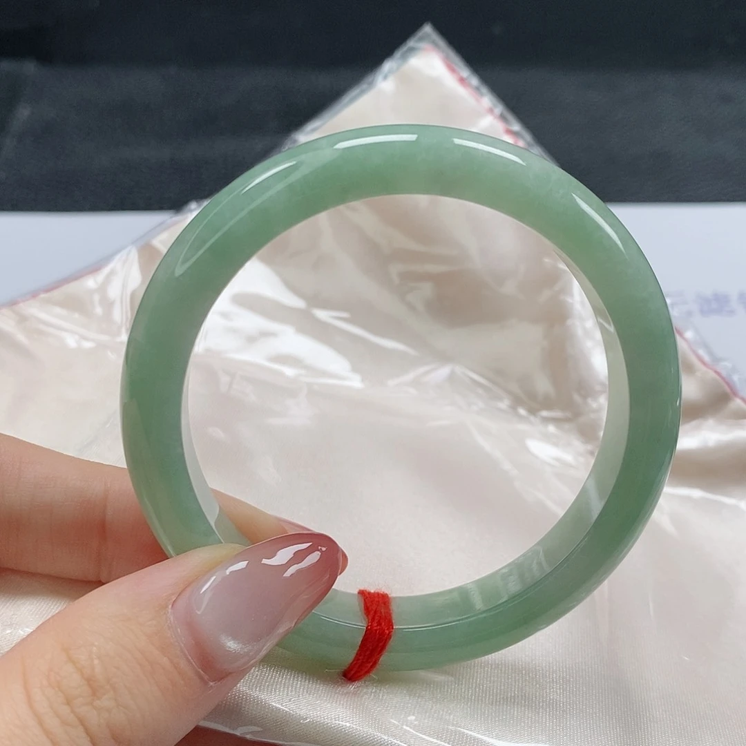 【闪购商品】翡翠手镯未镶嵌386号